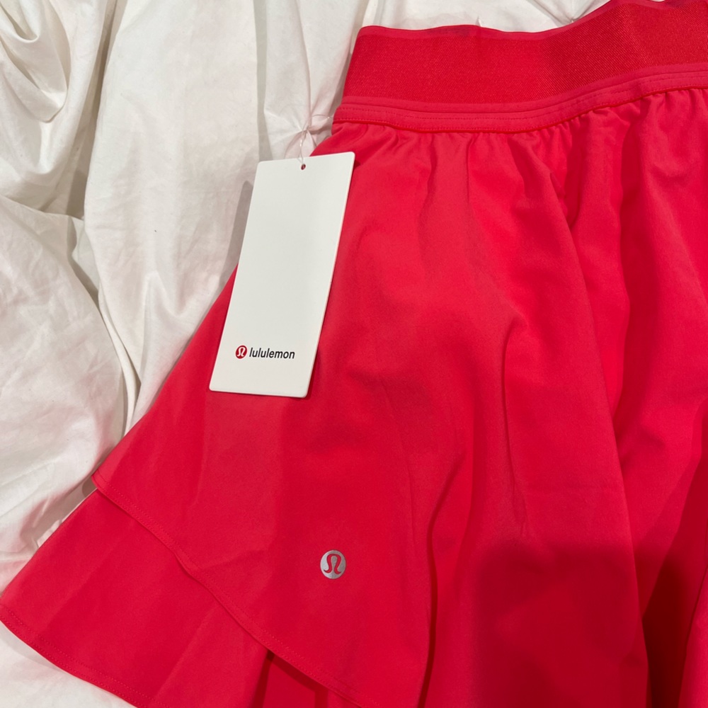 💗Neon/pink lululemon skirt💗